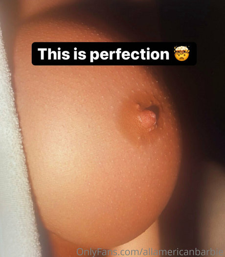 Christina Savoyy onlyfans fotos