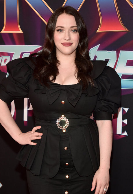 Kat Dennings leaks only fans