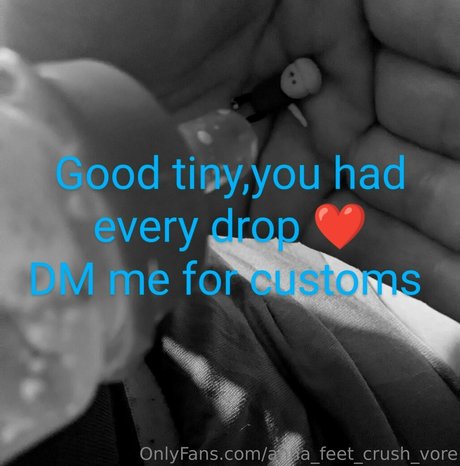 anna feet crush vore onlyfans post