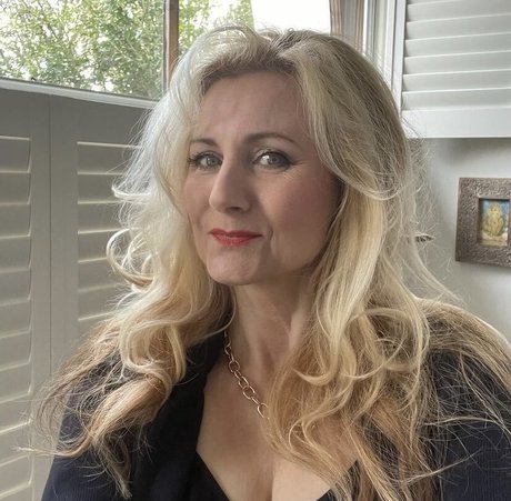 Corrinne Wicks leaked only fans nudes