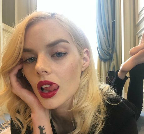 Samara Weaving free onlyfans porn