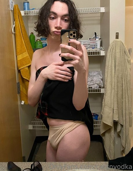 catsnvodka onlyfans naked leaks