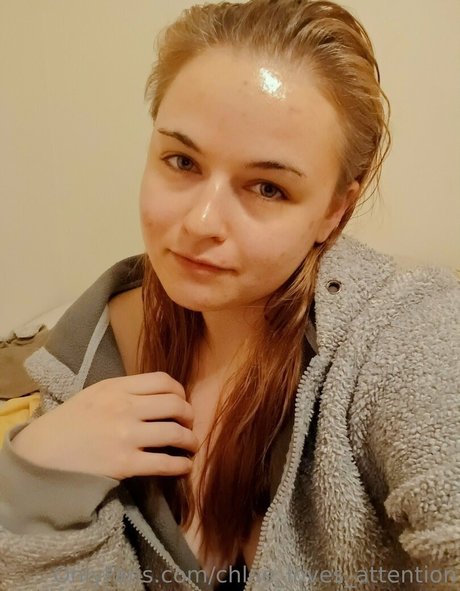 chloe loves attention onlyfans images