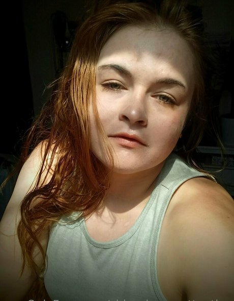 chloe loves attention only fans sex