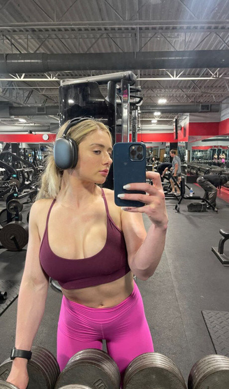 Miranda Cohen onlyfans pics leaked