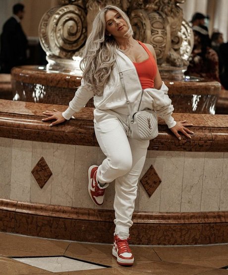 Miranda Cohen naked onlyfans leaks