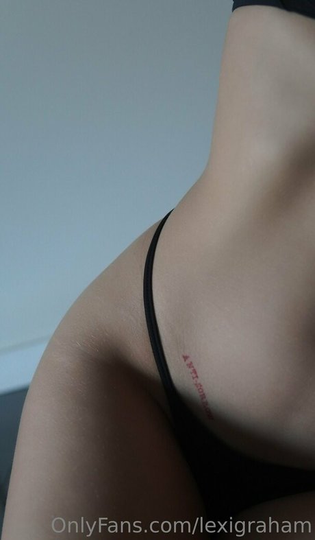 Lexi Graham nude onlyfans leaks