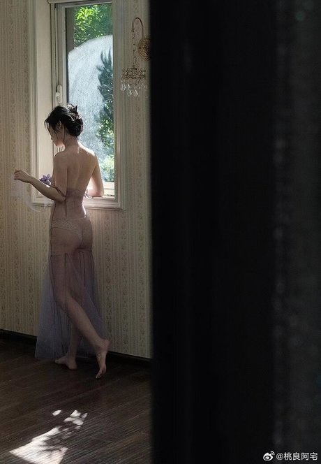 Taoliangazhai onlyfans strip