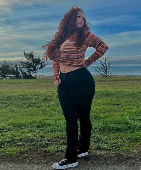 allnaturalaurora onlyfans pics