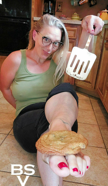 footgoddessbittavonsweet onlyfans nide