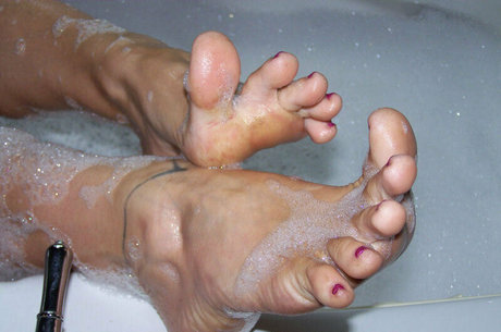 footgoddessbittavonsweet leaked onlyfans pics