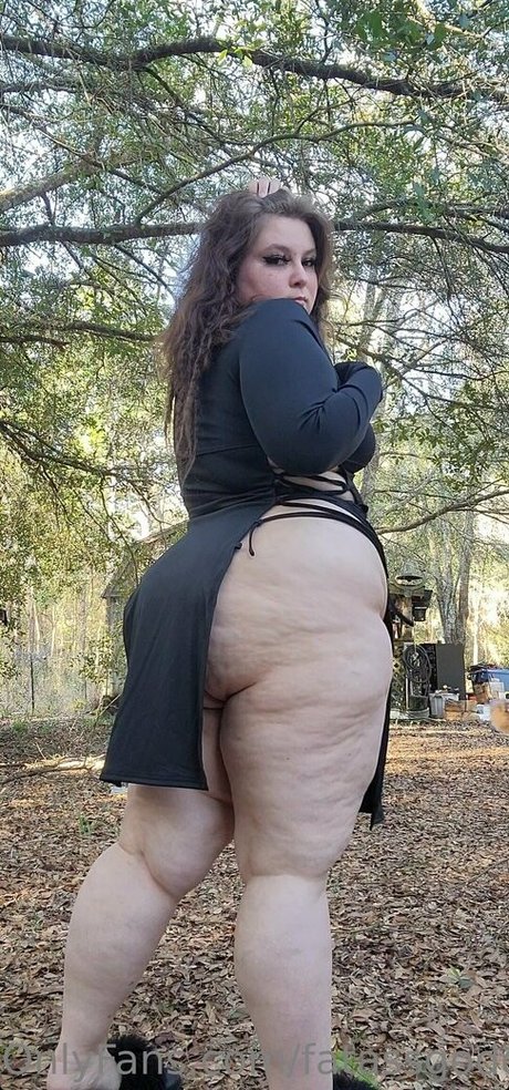 fatassgoddessfree onlyfans nude