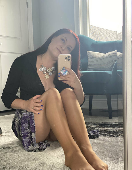 lady s onlyfans naked