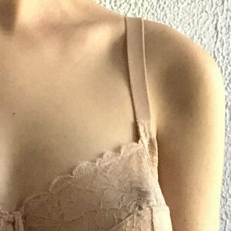 chubby babe onlyfans nude self-portrait