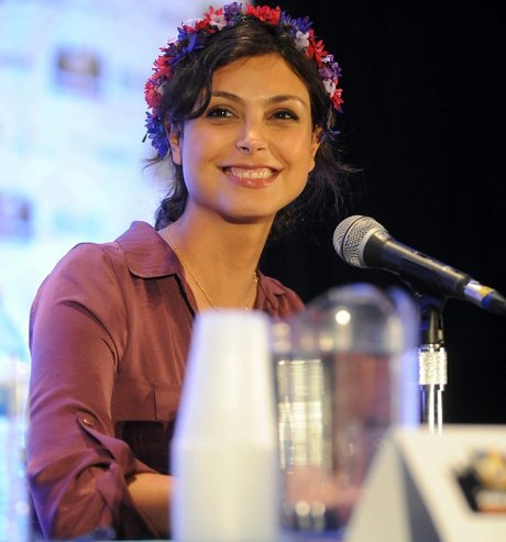 Morena Baccarin onlyfans ass