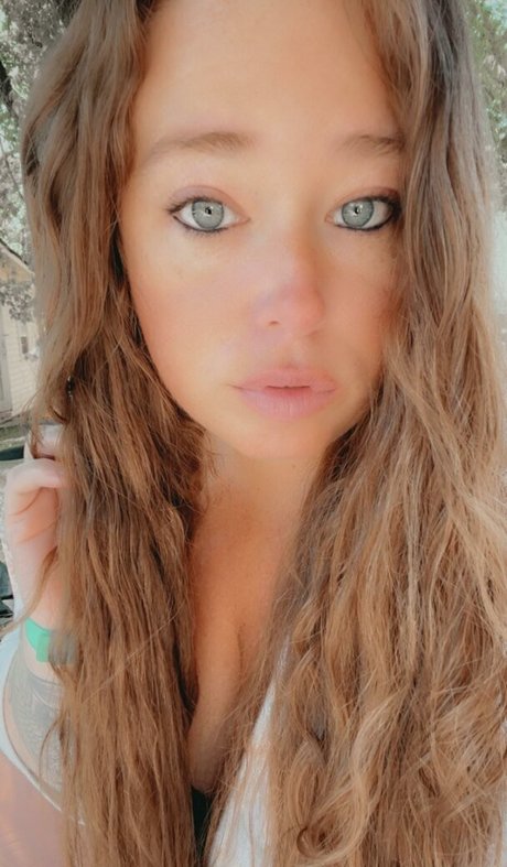 Ivy Mia onlyfans nudes