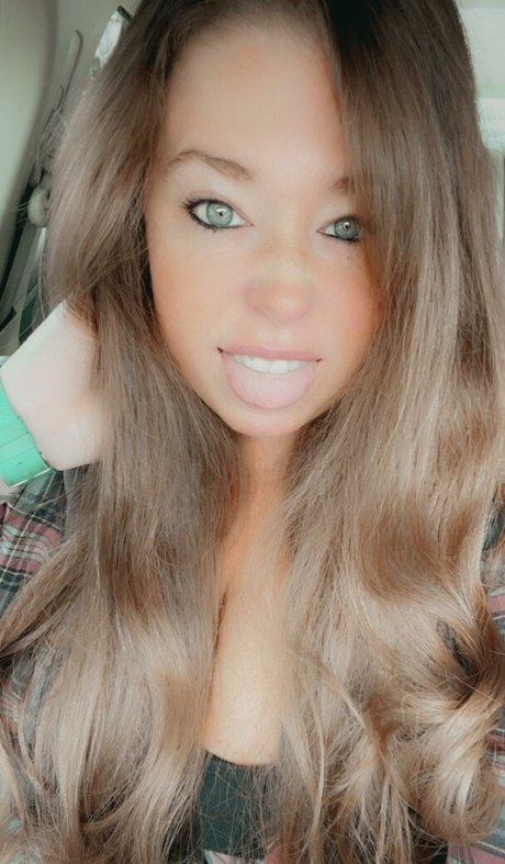 Ivy Mia onlyfans nude leak