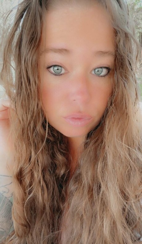 Ivy Mia onlyfans pic