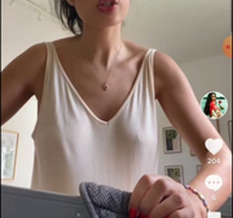 Shirin Azami onlyfans photos