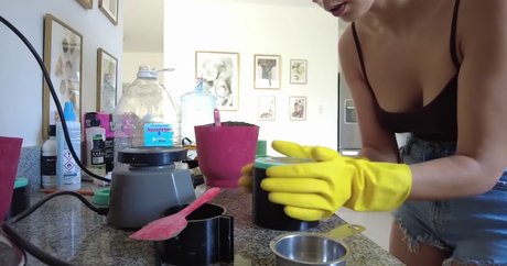 Shirin Azami onlyfans images