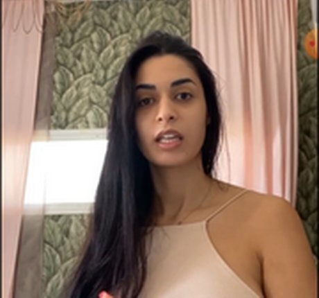 Shirin Azami onlyfans pics leaked