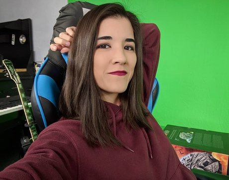 AnneMunition only fans naked