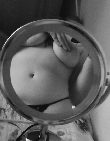 clara corvie Profile image