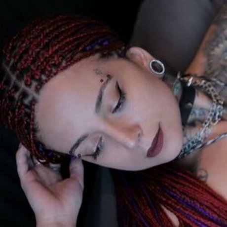 Yamur Imek onlyfans pic