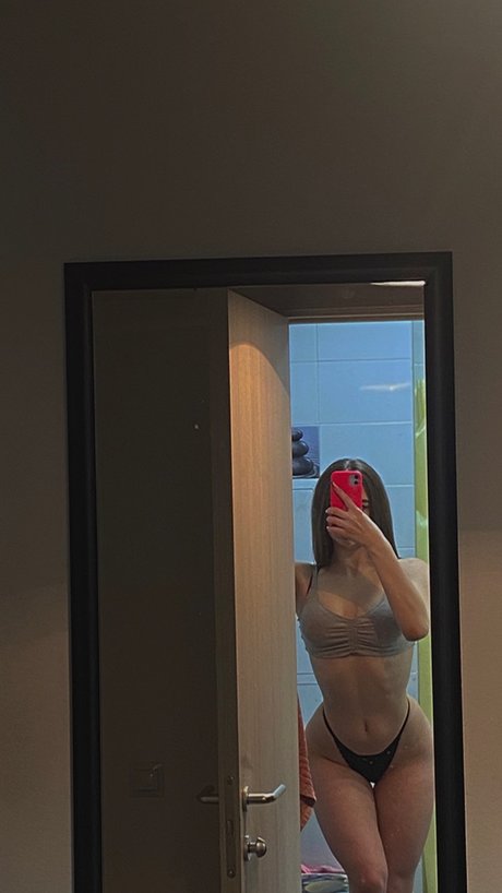 Maria Grensi only fans photos