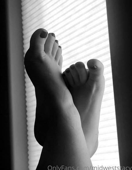 midweststacyfree feet onlyfans