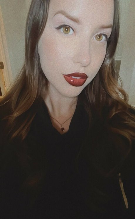 curly redhead onlyfans nudes pic