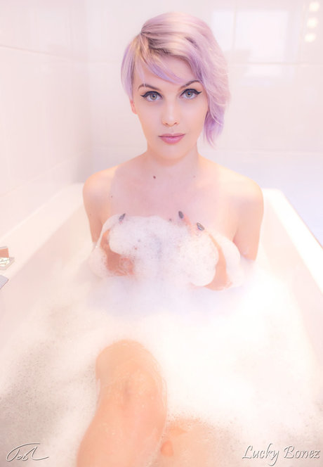 LuckyBonez nude onlyfans leak