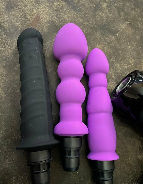 fat granny onlyfans nude images