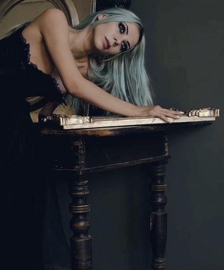 black mature onlyfans hd illustration