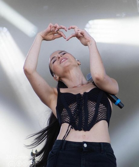 hairy asian onlyfans xxx shot