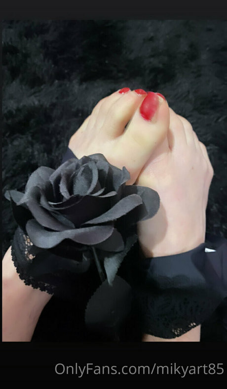 mikyart85 onlyfans x