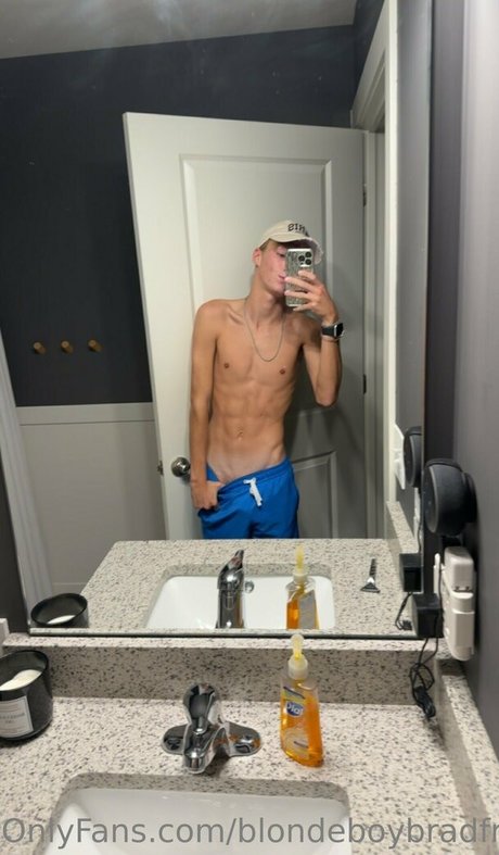 blondeboybradfree onlyfans leaks nude