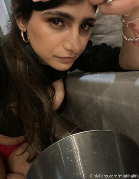 miakhalifa nude onlyfans