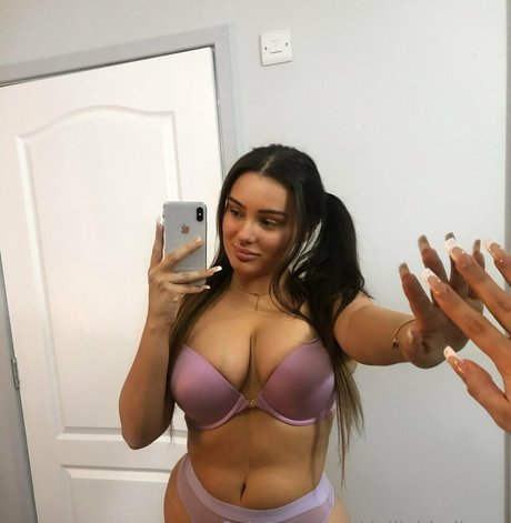 delilahbellerae naked onlyfans leaks