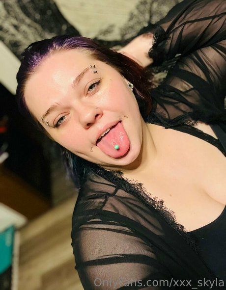 onlyskyyla nude leaked onlyfans