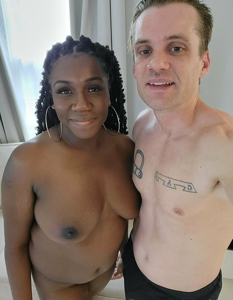 vmvideo naked on onlyfans