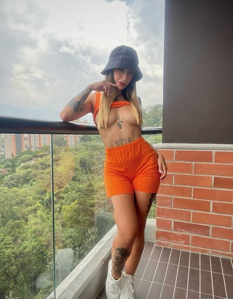 rebecavegaofficial xxx onlyfans