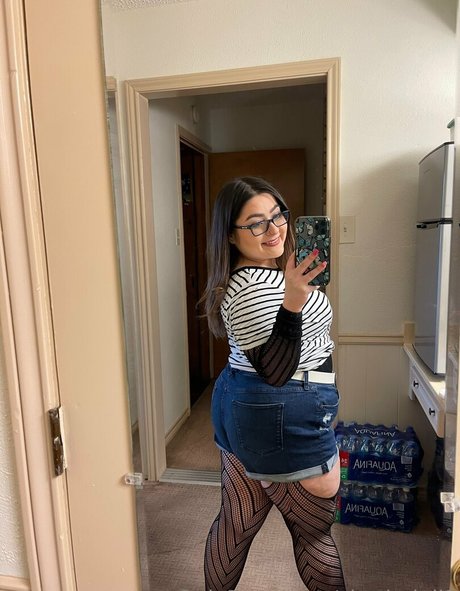 shadydoll2 nude onlyfans pics