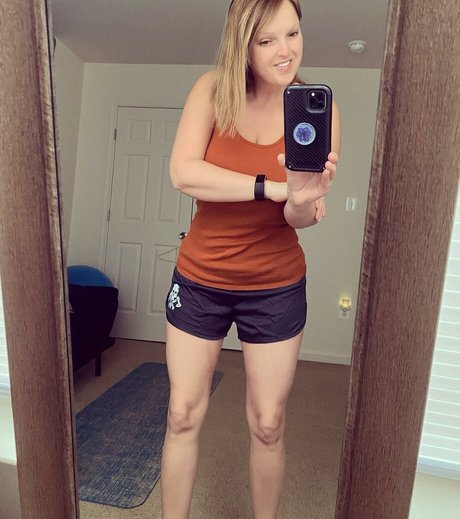 HealthyHappyFitandProud onlyfans leakd