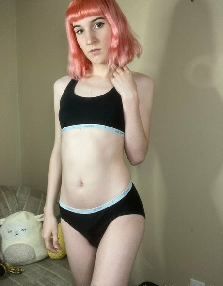 Bubblepinkelle nude on onlyfans