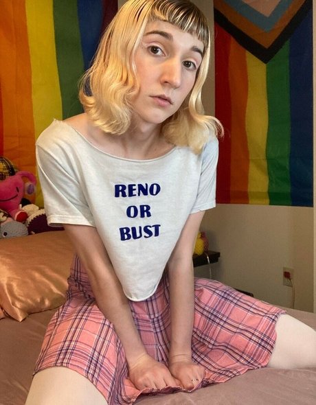 Bubblepinkelle onlyfans.