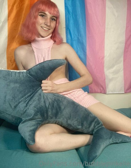 Bubblepinkelle onlyfans nude leaked