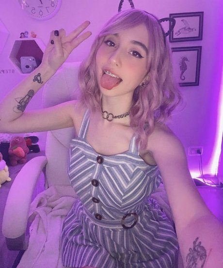 Stephymoon Profile image