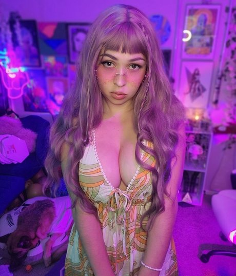 Pinksaltmoon onlyfans page