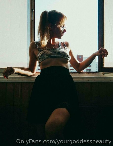 yourgoddessbeauty onlyfans images